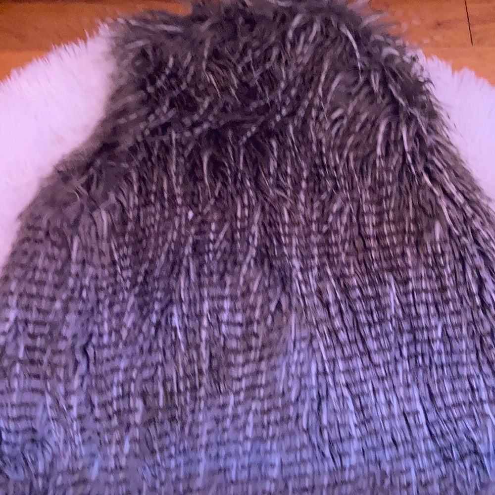 Fur jacket - Picture 2 of 4